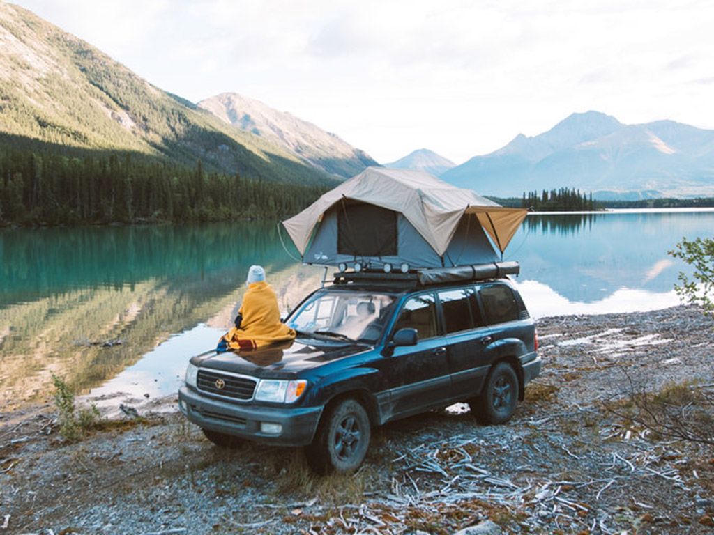Front Runner Slimline II Roof Rack Kit -  Toyota Land Cruiser 100/Lexus LX470