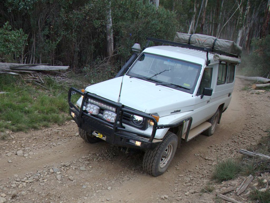 Front Runner Slimline II Roof Rack Kit -  Toyota Land Cruiser 78 series