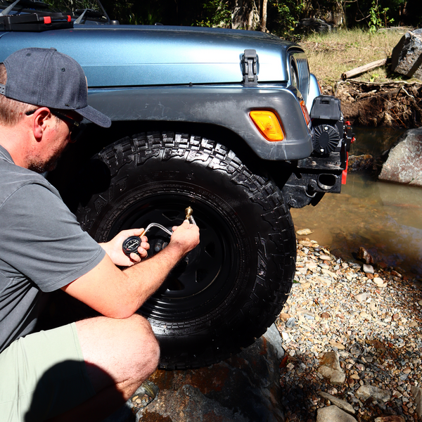 Carbon Tyre Deflator and Soft Shackle Combo Deal