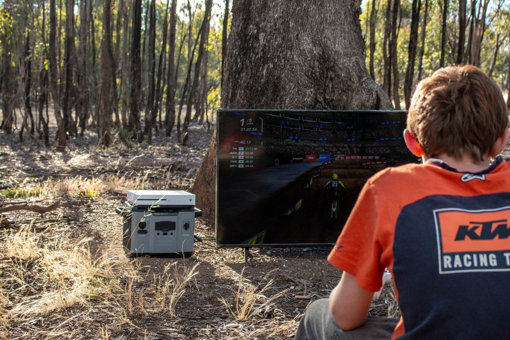 SR Portables Minotaur 1395wh 116ah Portable Lithium Solar Generator Plus 200w Solar Panel - Carbon Offroad